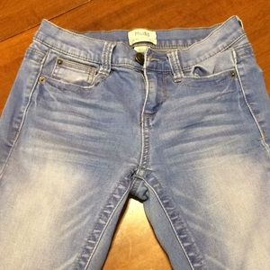 Mudd size 1 skinny fit jeans.